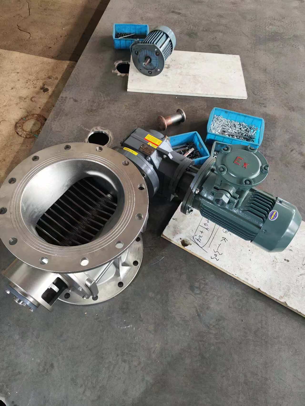 不銹鋼破碎關風機
